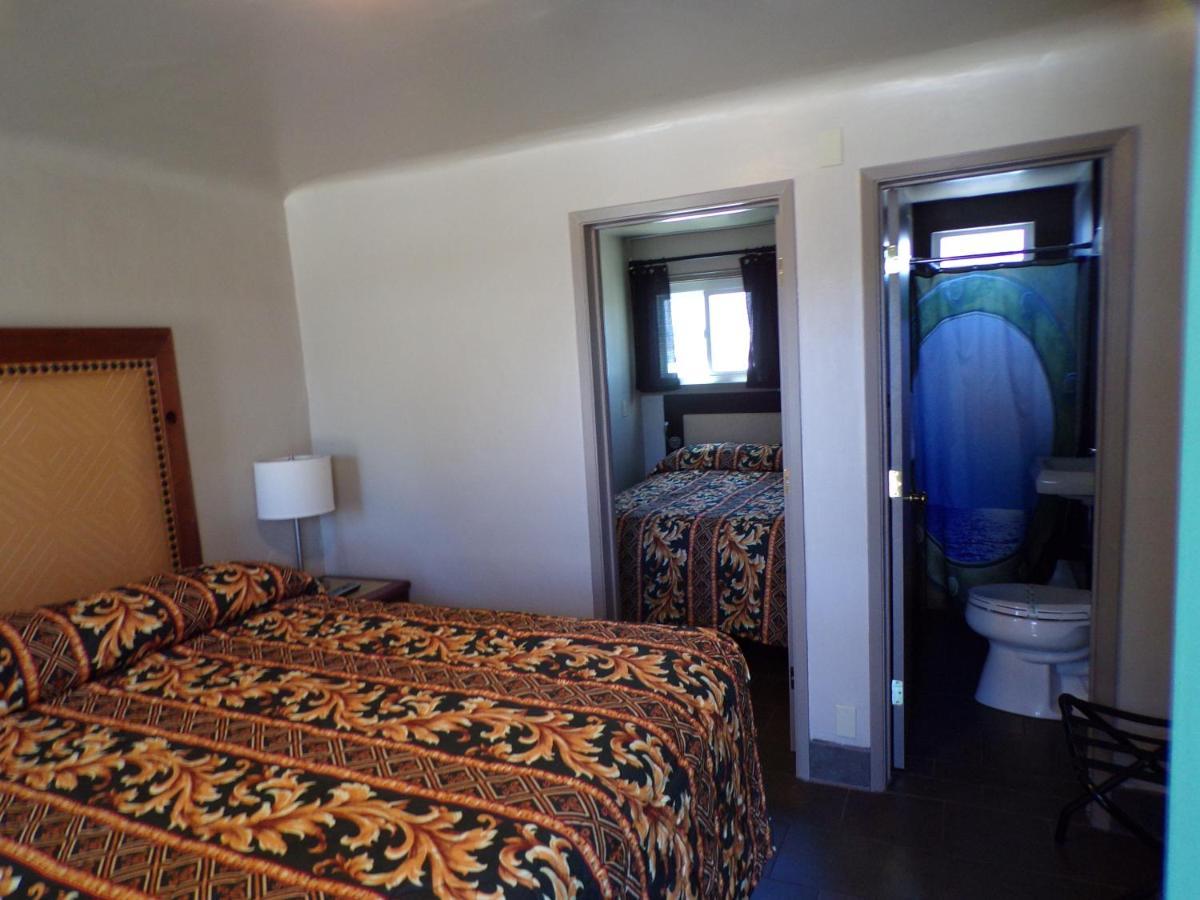 Cypress Tree Motel Каюкос Екстер'єр фото