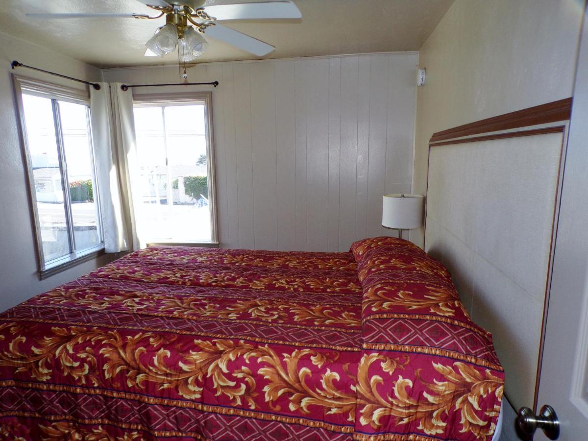 Cypress Tree Motel Каюкос Екстер'єр фото