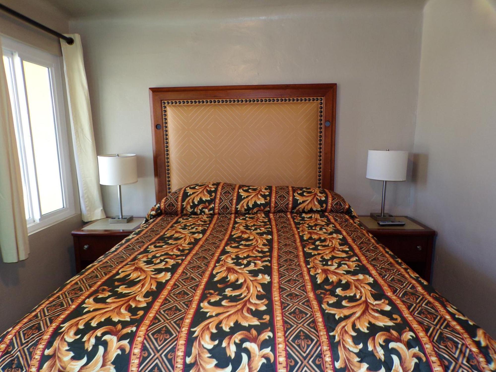 Cypress Tree Motel Каюкос Номер фото