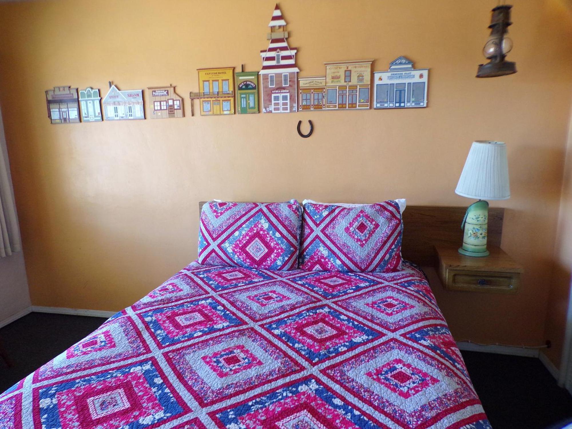 Cypress Tree Motel Каюкос Номер фото